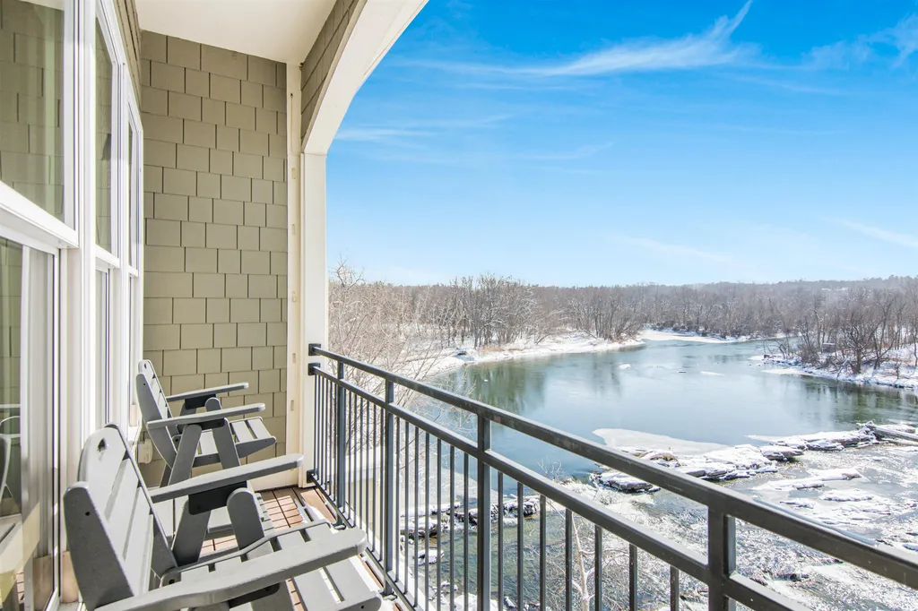 60 Winooski Falls Way Winooski VT 05404