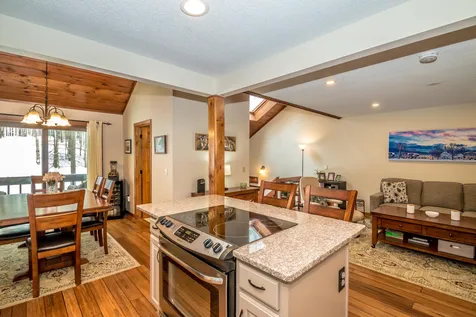 146 Stonehurst Manor Road Conway NH 03860