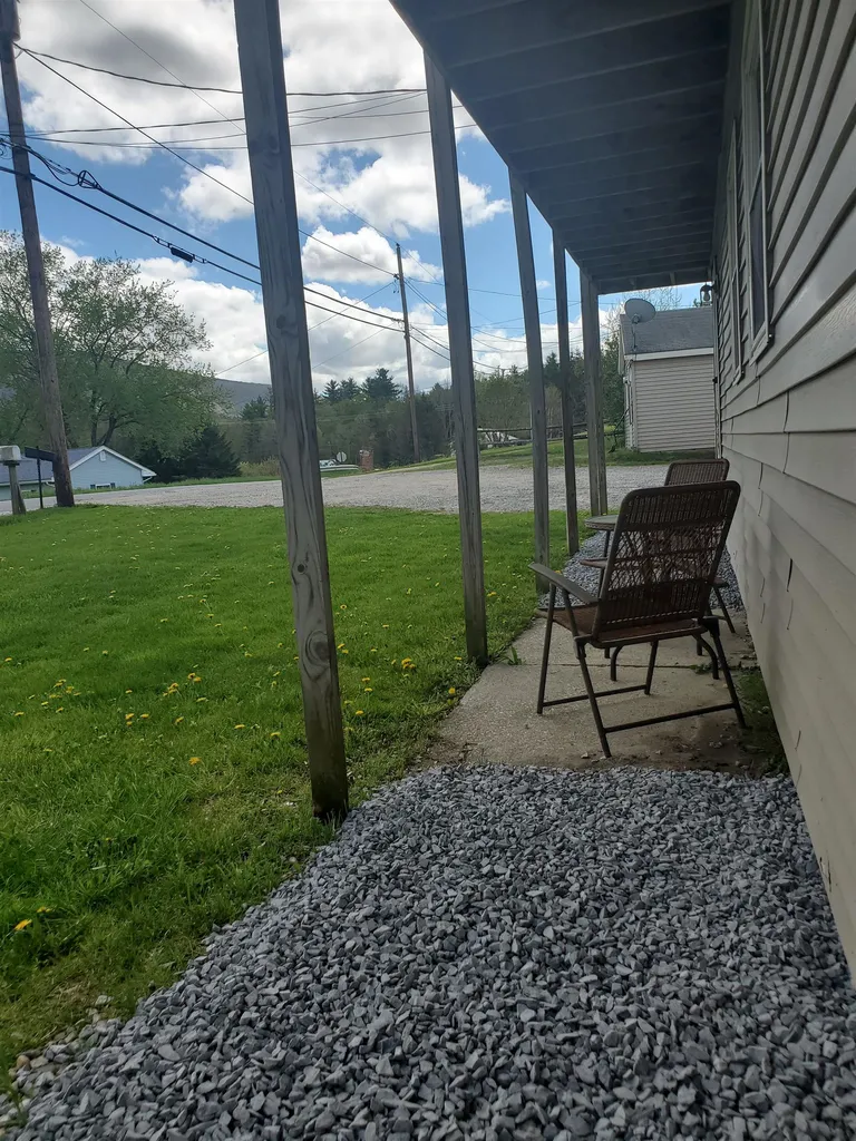 989-1009 Middle Pownal Road Pownal VT 05261