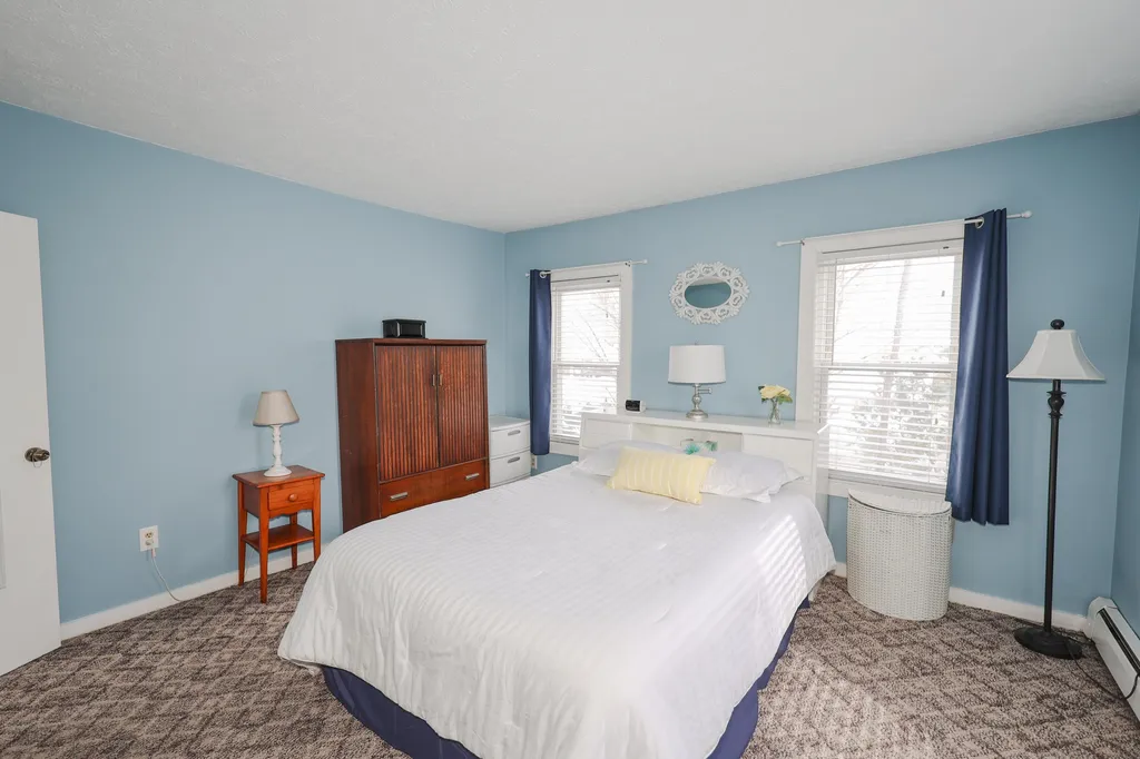 18 Russell Street Nashua NH 03060