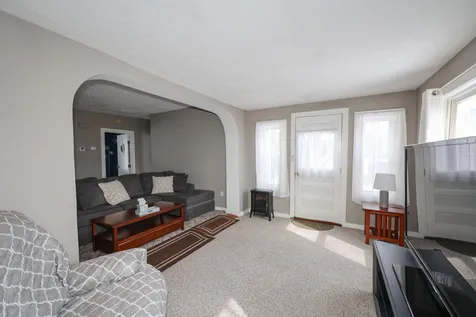 18 Russell Street Nashua NH 03060