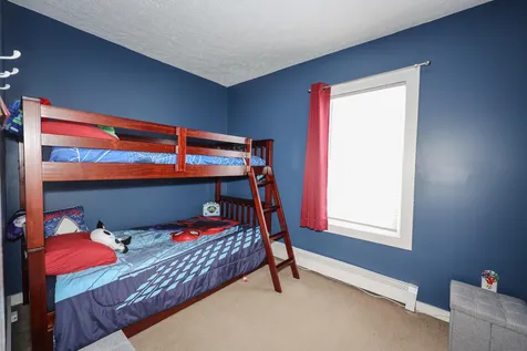 18 Russell Street Nashua NH 03060