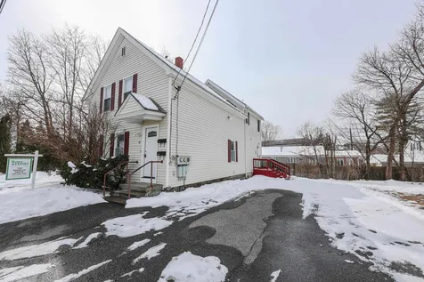 18 Russell Street Nashua NH 03060