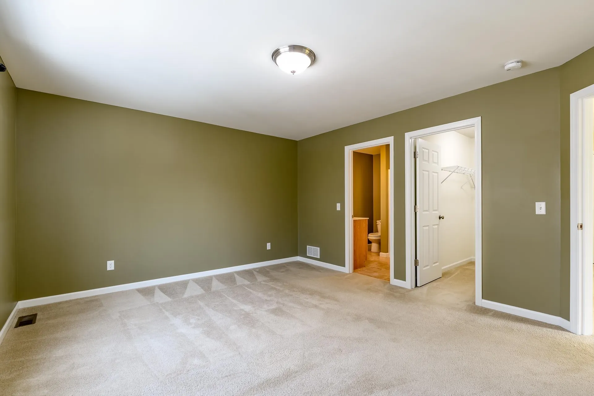 30 Briar Lane Colchester VT 05446