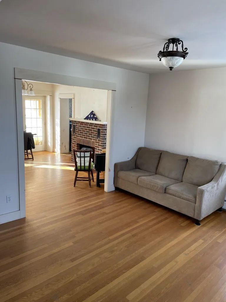 67 Bay Street Northfield NH 03276
