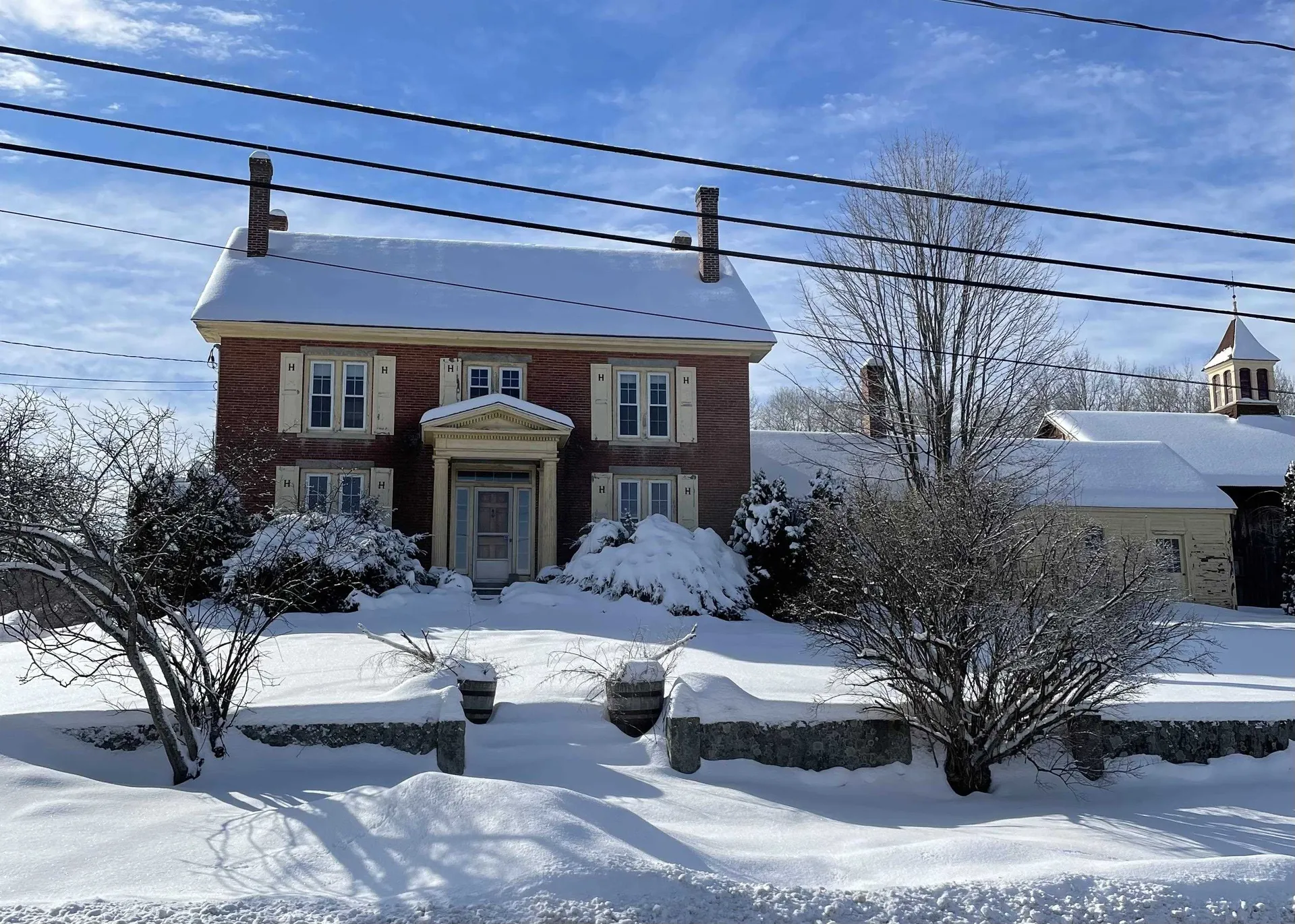 67 Bay Street Northfield NH 03276