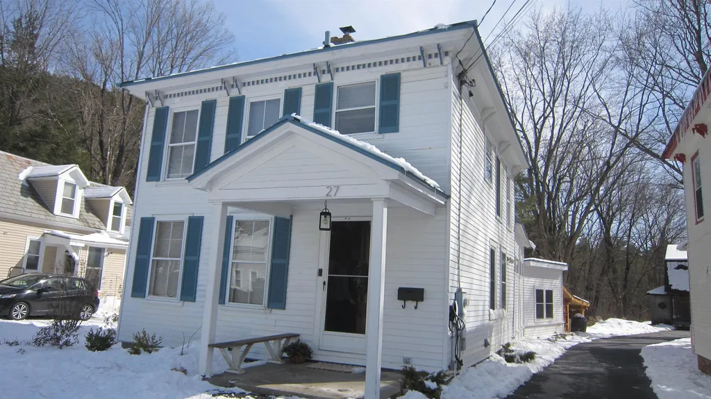 27 Michigan Street Winchester NH 03470