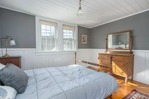17 Drake Hill Road Strafford NH 03884