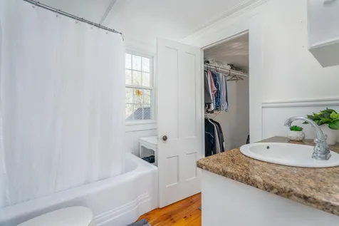 17 Drake Hill Road Strafford NH 03884