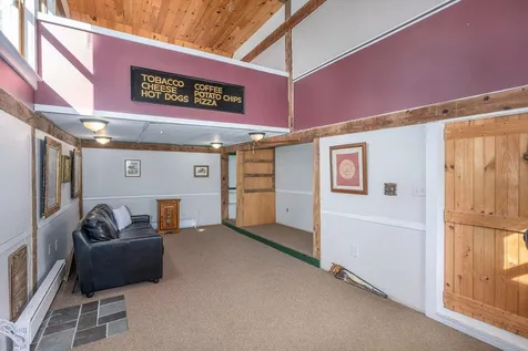 17 Drake Hill Road Strafford NH 03884