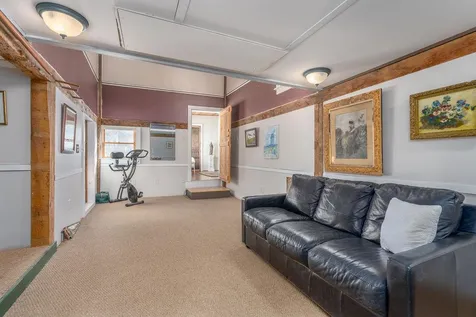17 Drake Hill Road Strafford NH 03884