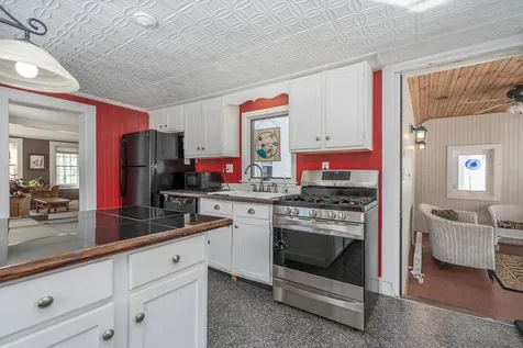 17 Drake Hill Road Strafford NH 03884