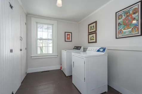17 Drake Hill Road Strafford NH 03884