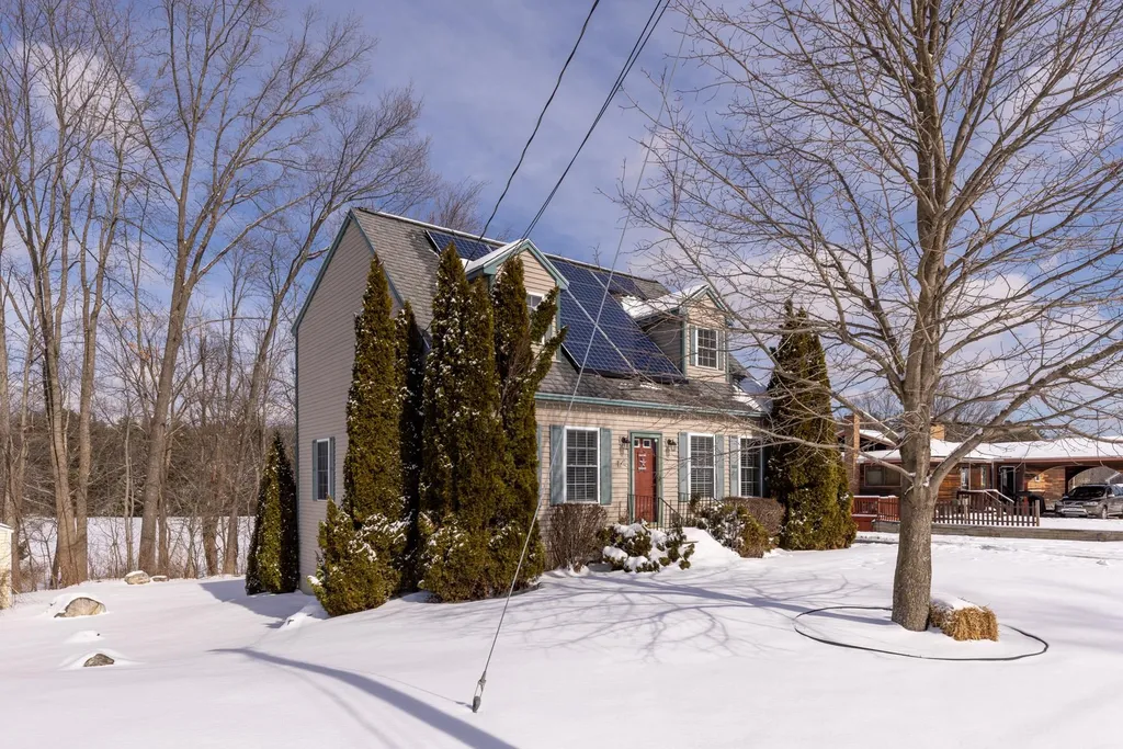 40 1/2 Buffumsville Road Somersworth NH 03878