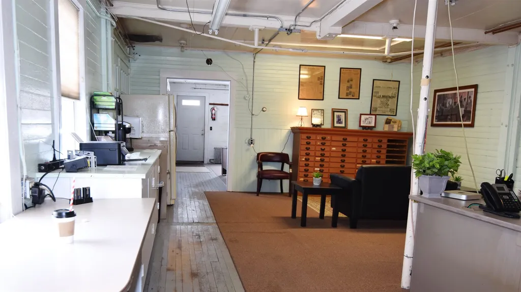 79 Main Street Lancaster NH 03584
