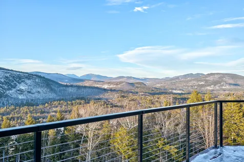 18 Top Notch Road Bartlett NH 03812