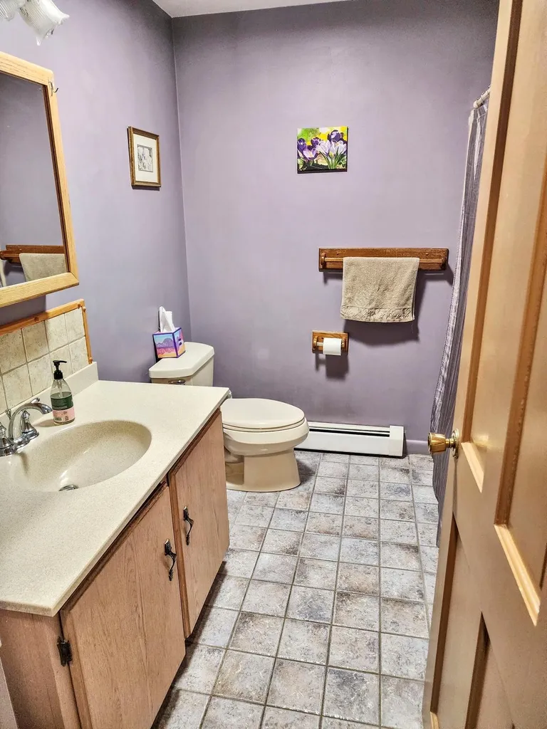 23 Grandview Avenue Lebanon NH 03766
