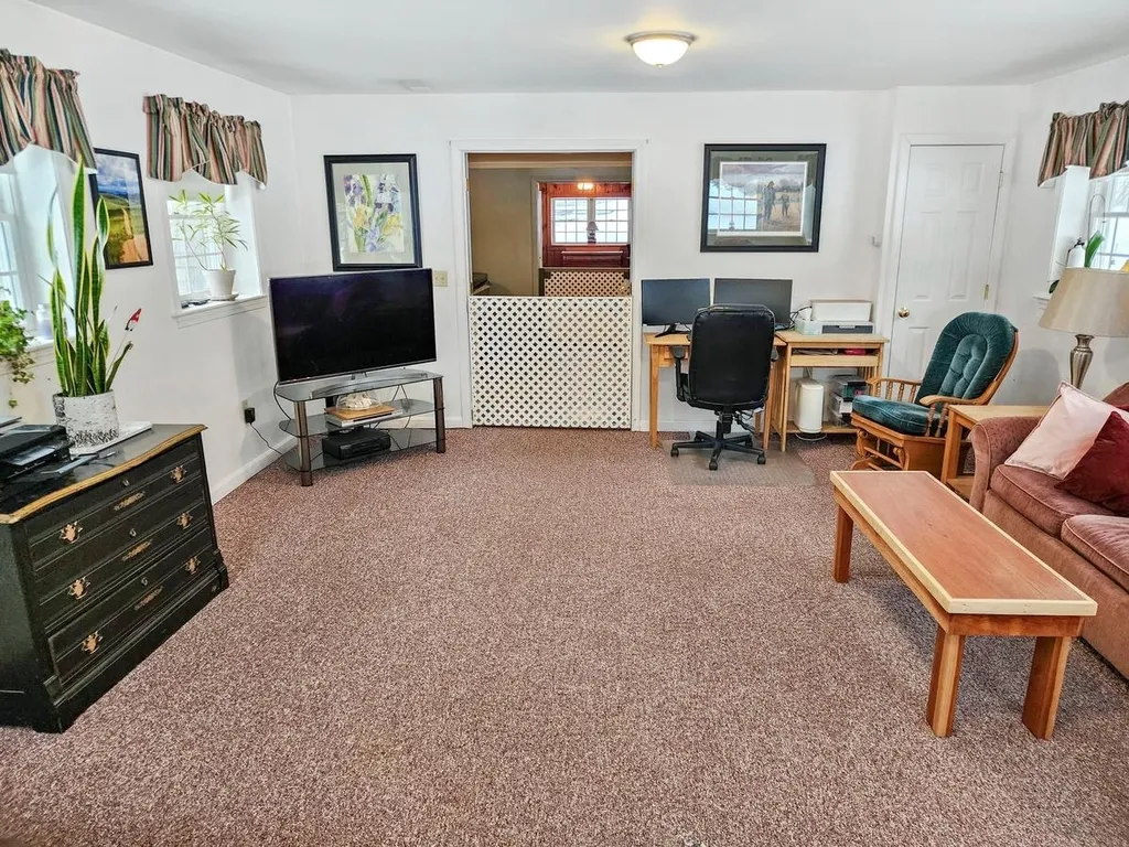 23 Grandview Avenue Lebanon NH 03766