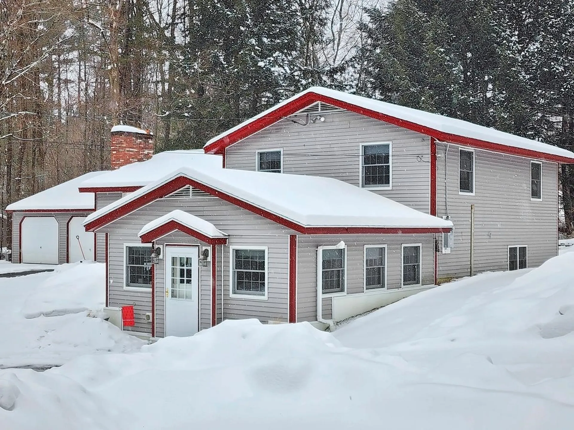 23 Grandview Avenue Lebanon NH 03766