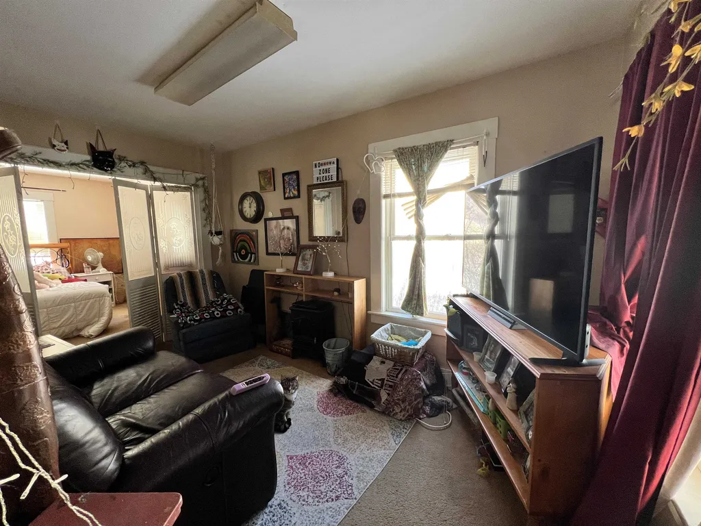 8 Pine Street Lebanon NH 03766