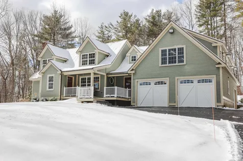 124 Pond View Drive Auburn NH 03032