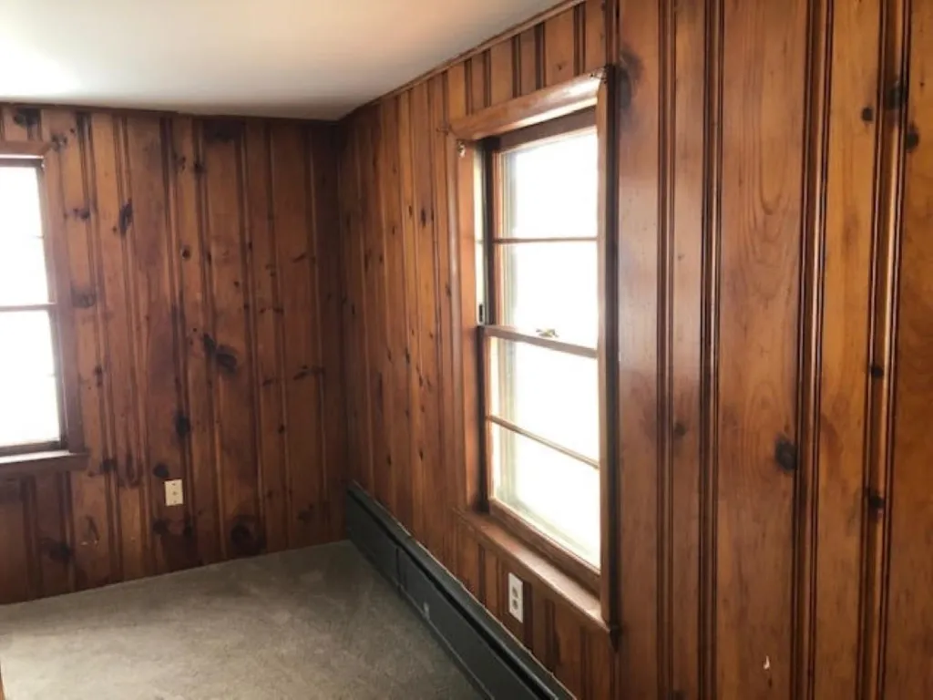 176 Howard Street Keene NH 03431