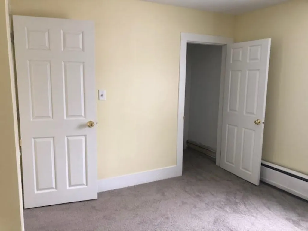 176 Howard Street Keene NH 03431