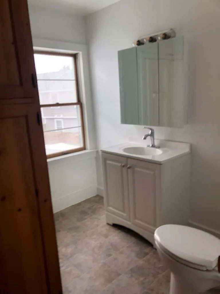 176 Howard Street Keene NH 03431