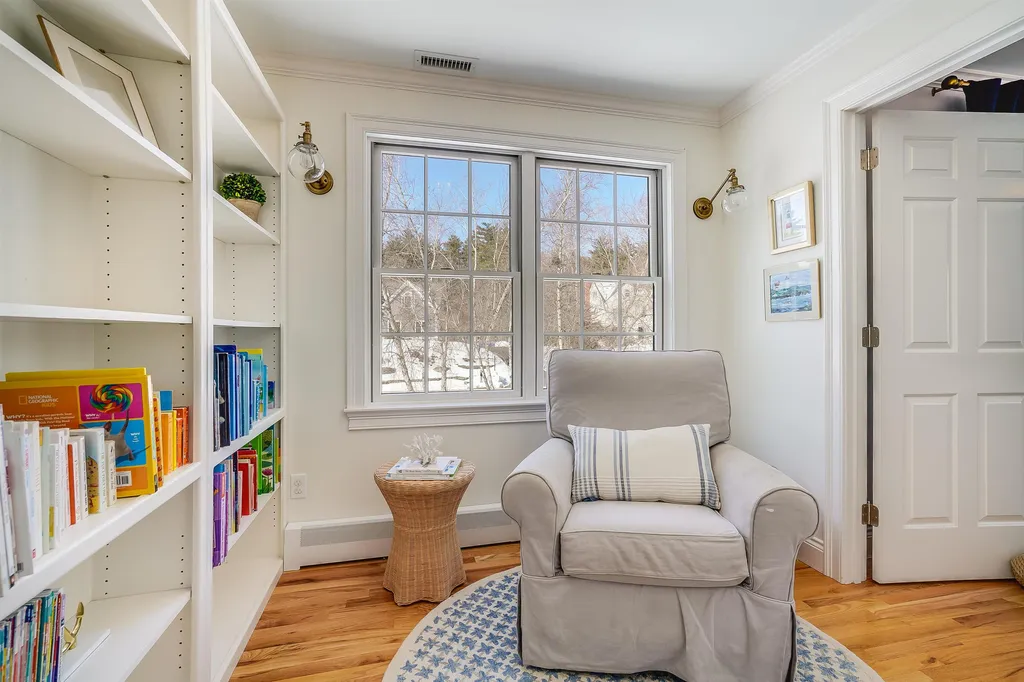 10 Finn Avenue Newfields NH 03856