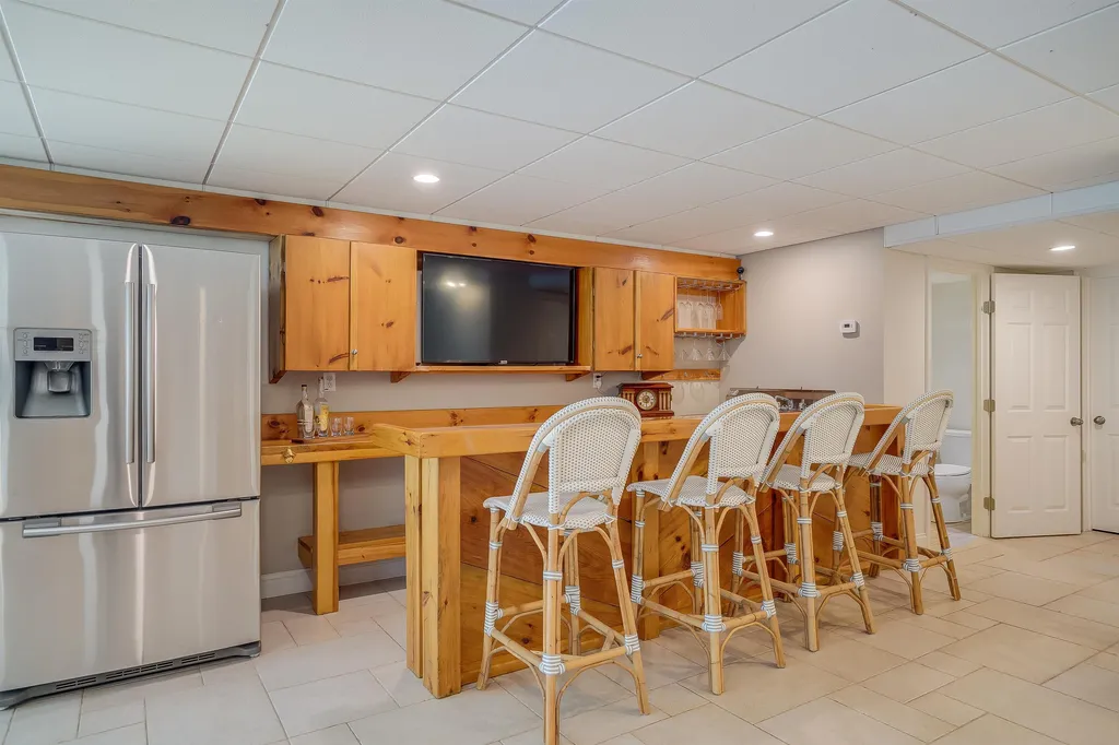 10 Finn Avenue Newfields NH 03856