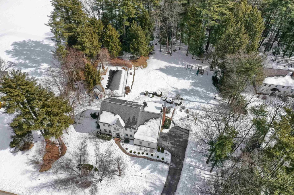 10 Finn Avenue Newfields NH 03856