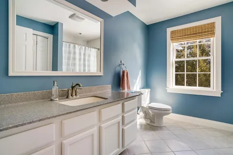 10 Finn Avenue Newfields NH 03856
