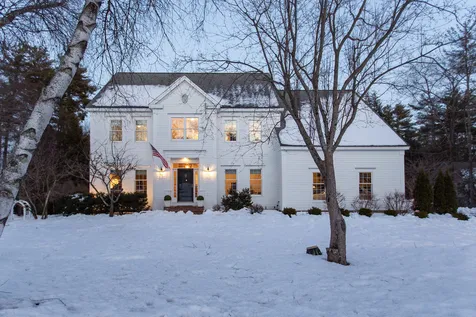 10 Finn Avenue Newfields NH 03856