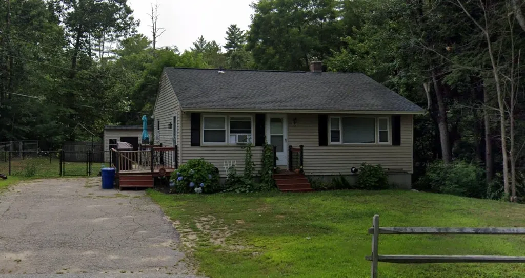 59 Village Street Concord NH 03303