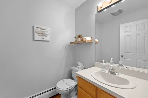 13 Woodsview Lane Lincoln NH 03251