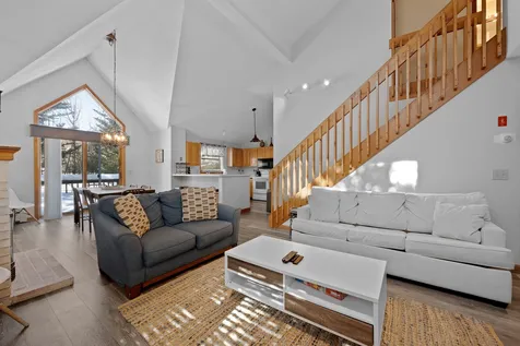 13 Woodsview Lane Lincoln NH 03251