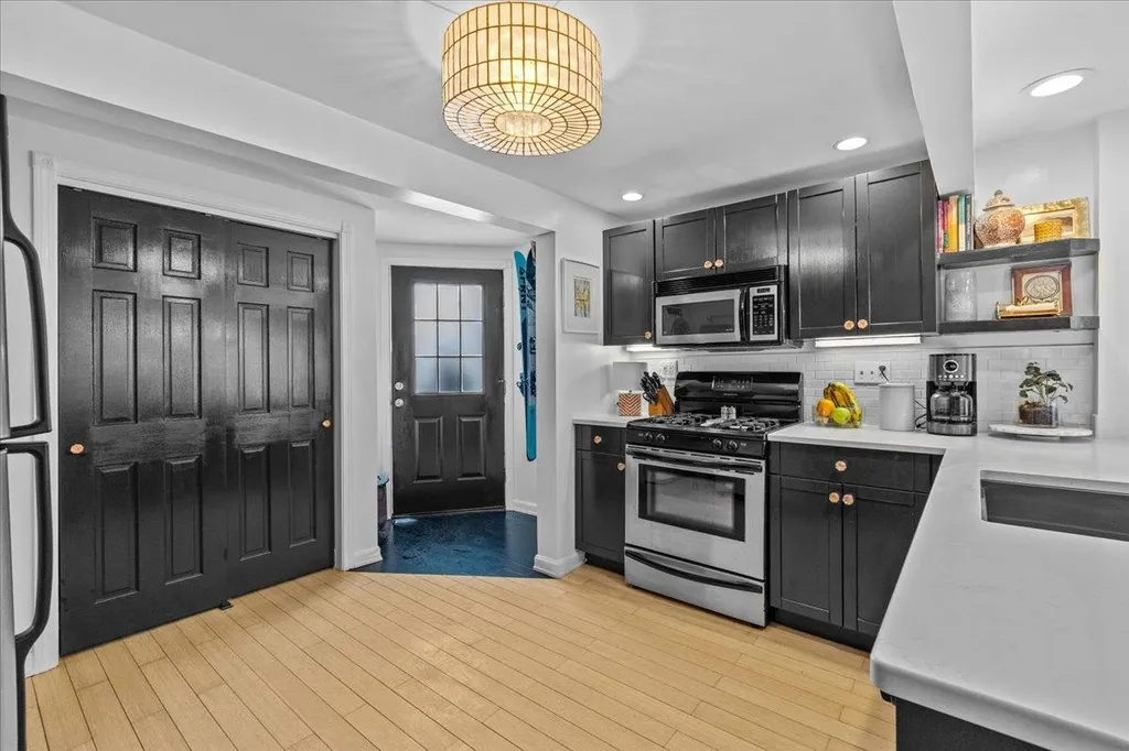 26 Bright Street Burlington VT 05401