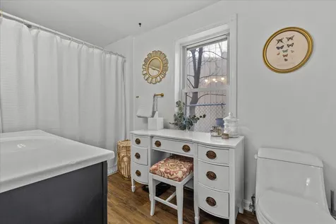 26 Bright Street Burlington VT 05401