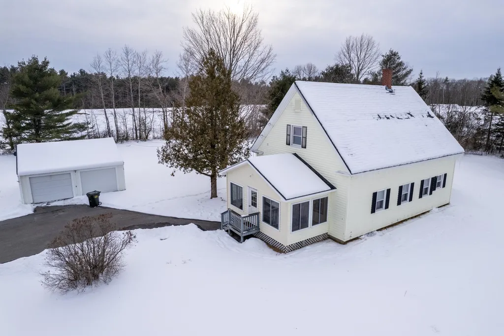 2119 County Road Haverhill NH 03774