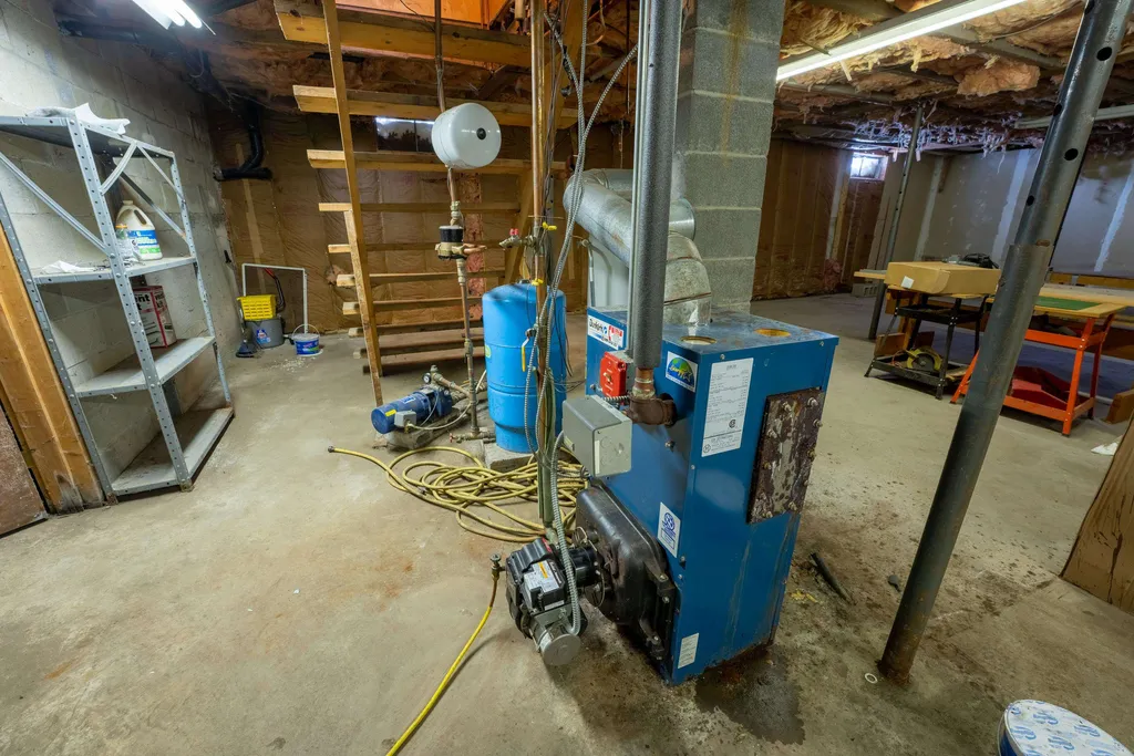 2119 County Road Haverhill NH 03774