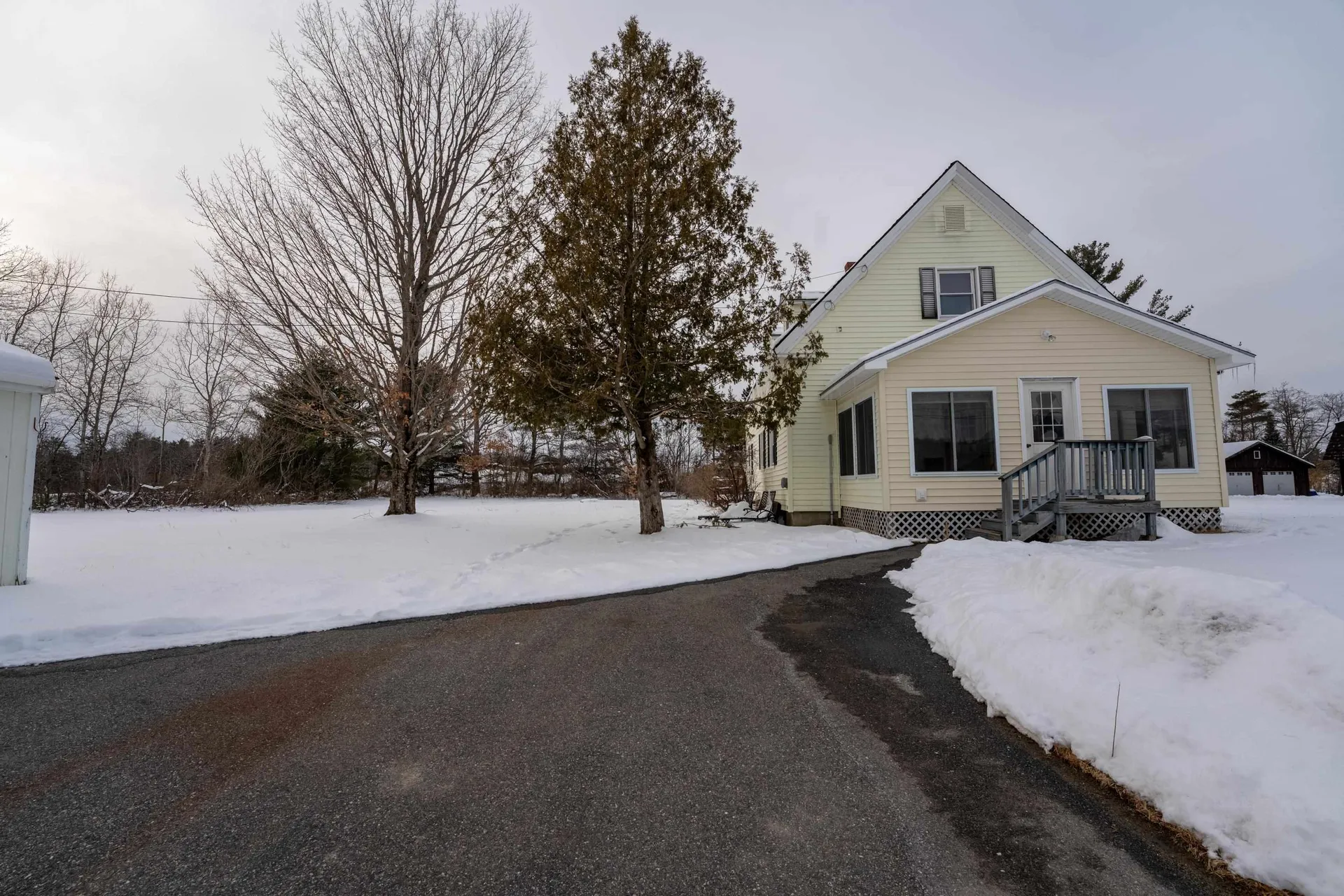 2119 County Road Haverhill NH 03774