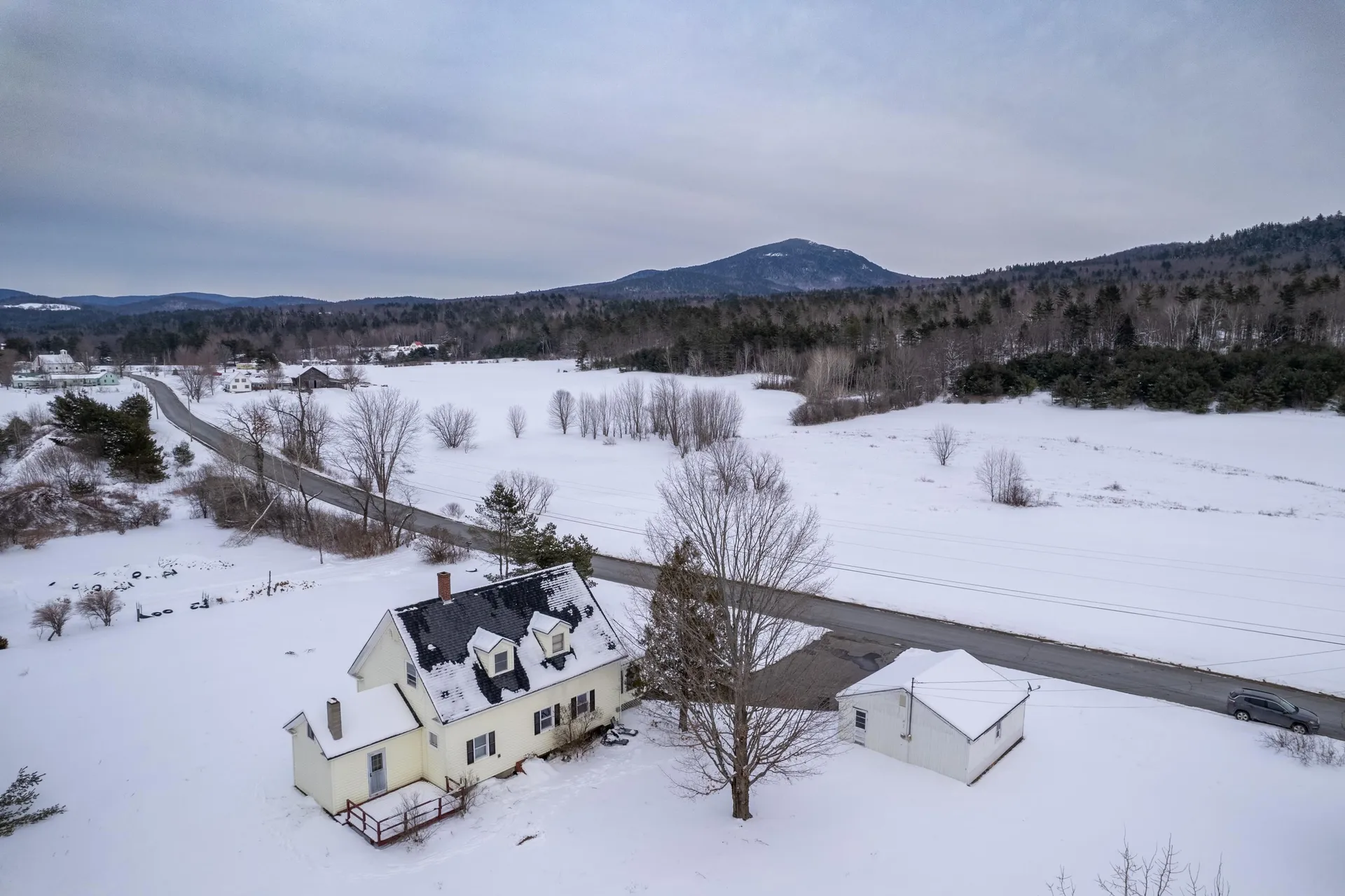 2119 County Road Haverhill NH 03774