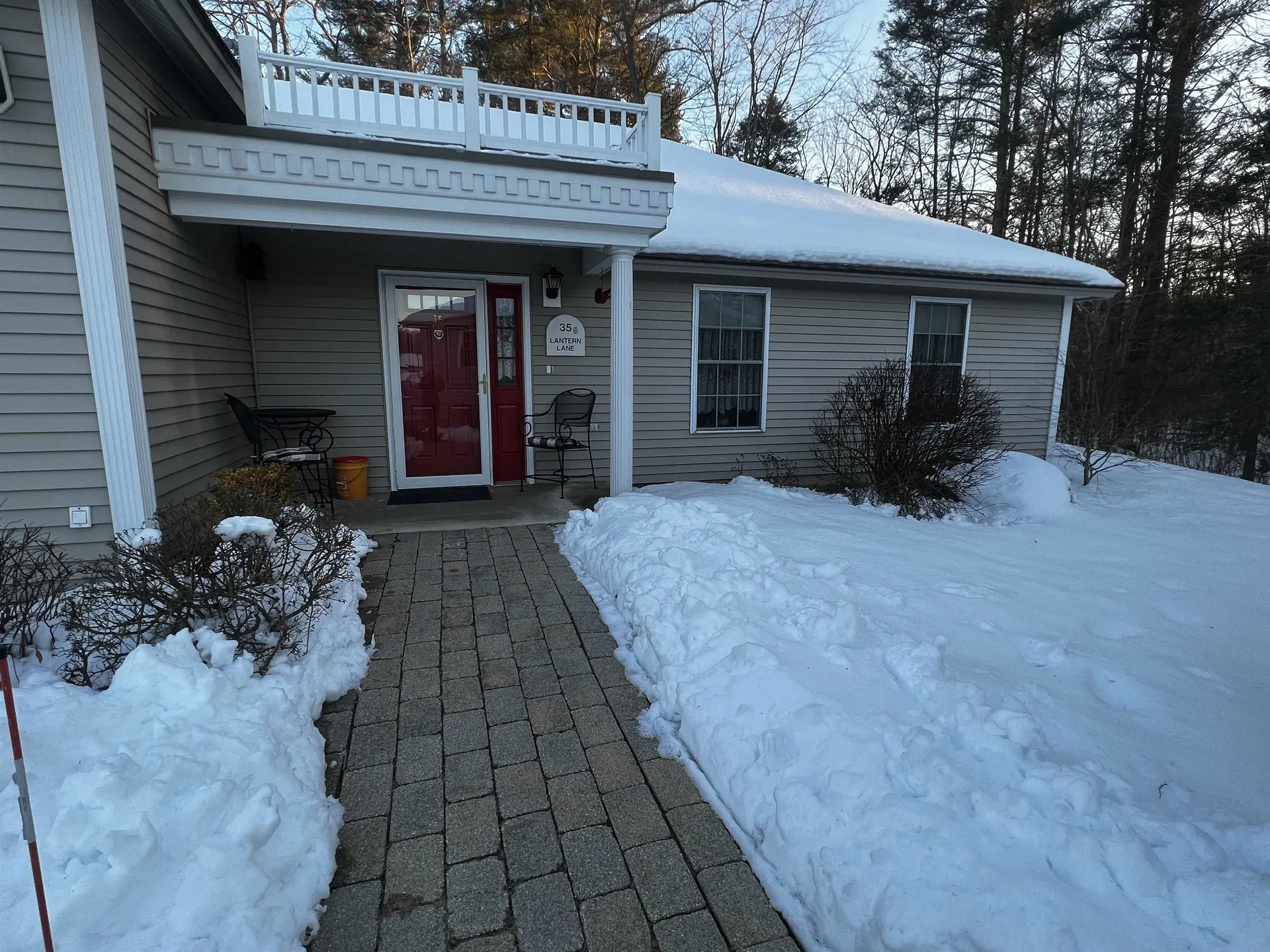 35 Lantern Lane Kingston NH 03848
