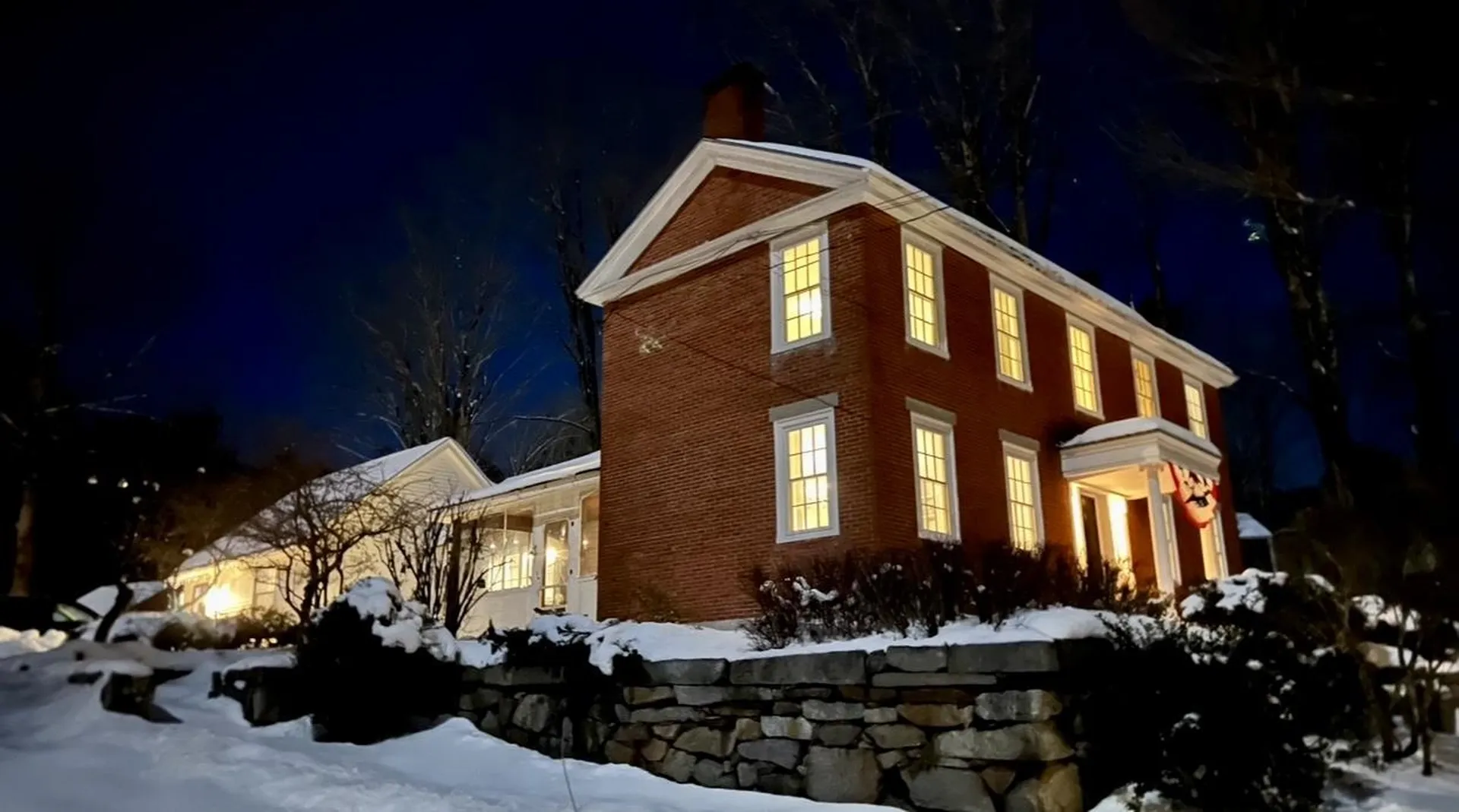 189 Main Street Francestown NH 03043