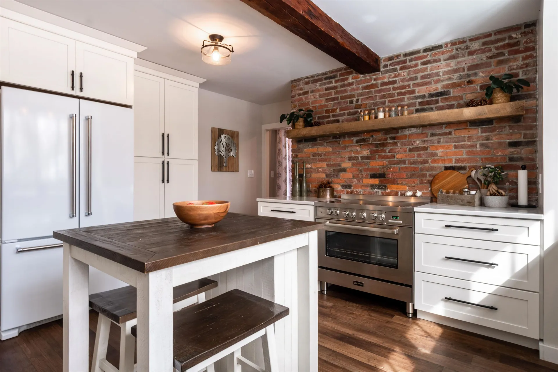 189 Main Street Francestown NH 03043