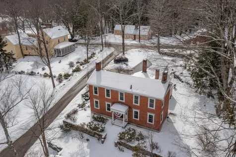 189 Main Street Francestown NH 03043