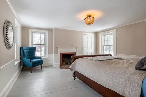 189 Main Street Francestown NH 03043