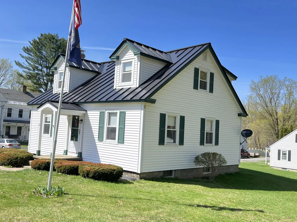 23 High Street Walpole NH 03608