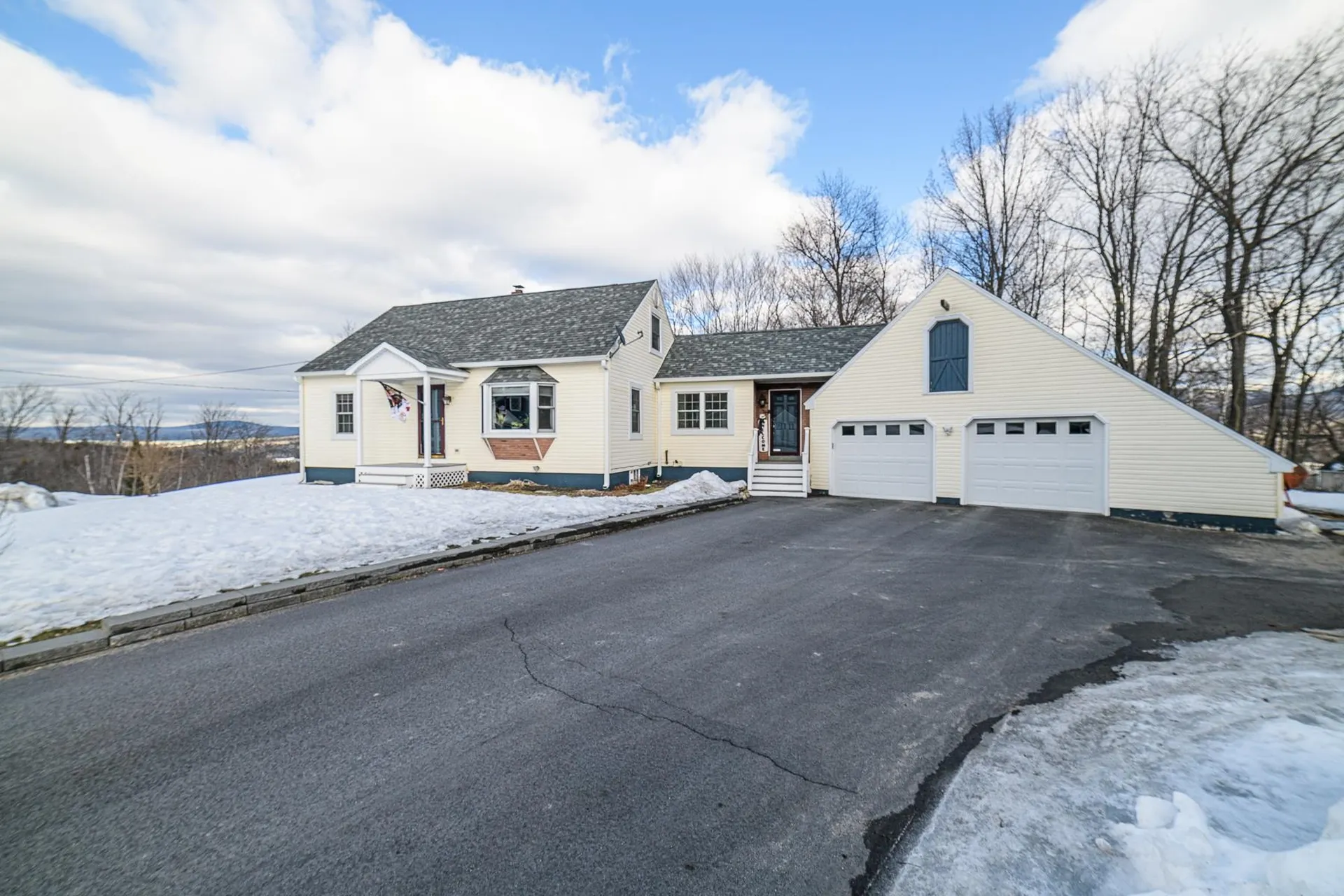 20 Ridgeview Avenue Berlin NH 03570