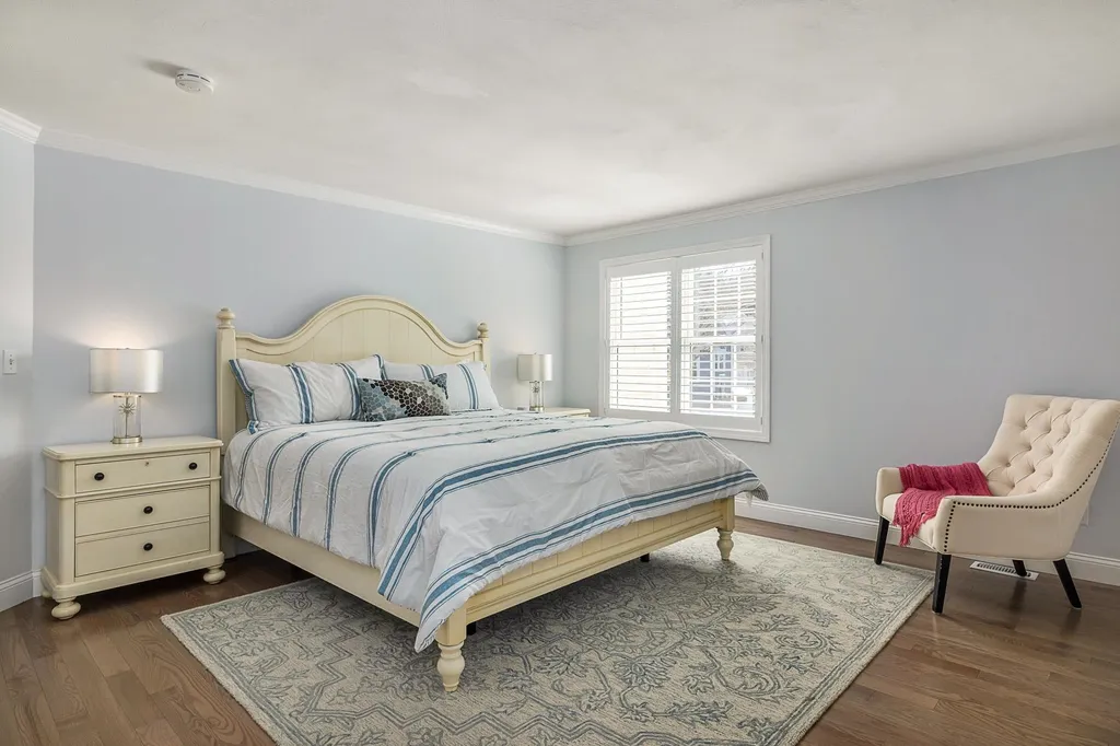 27 Drakes Landing Hampton NH 03842